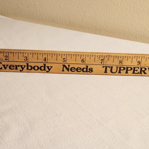 Vintage Everybody Needs Tupperware Folding Yardstick Made in USA - Picture 11 of 11